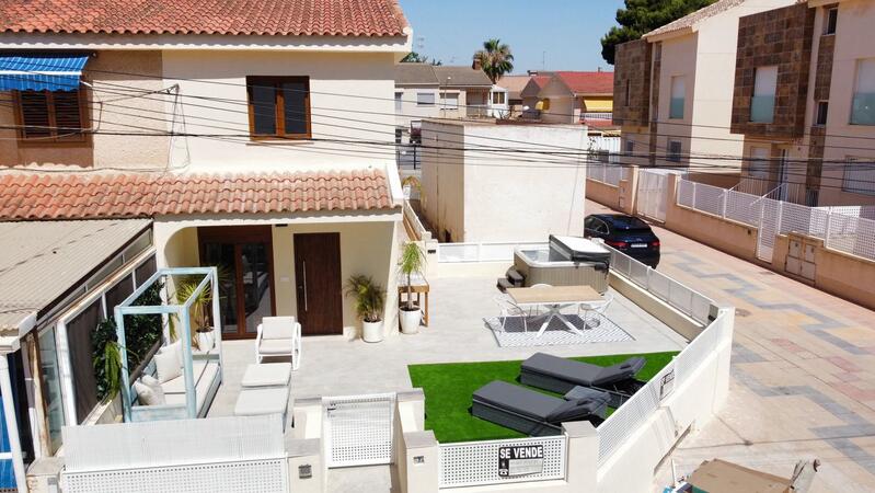 Villa en venta en Santiago de la Ribera, Murcia