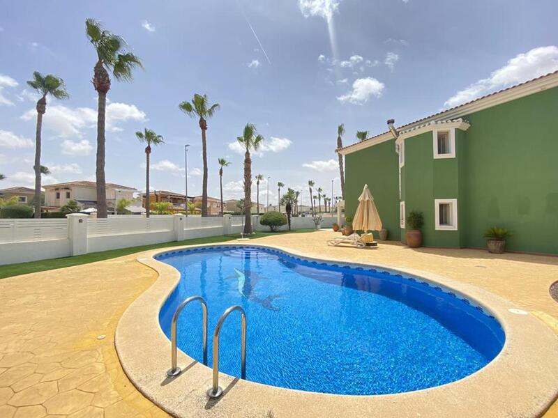 3 Cuarto Villa en venta