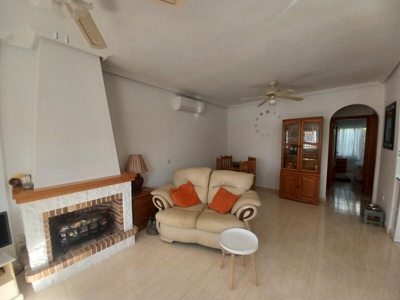 2 Cuarto Villa en venta