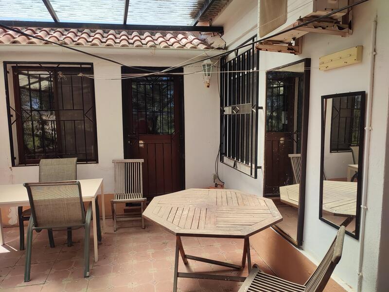 4 Cuarto Villa en venta