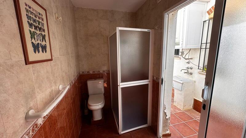 4 Cuarto Villa en venta