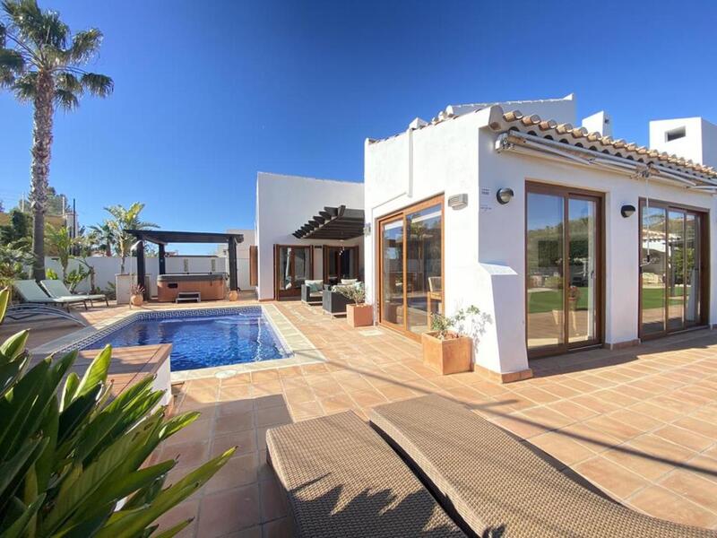 3 bedroom Villa for sale