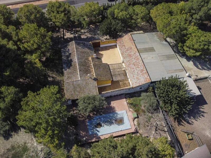 4 Cuarto Casa de Campo en venta