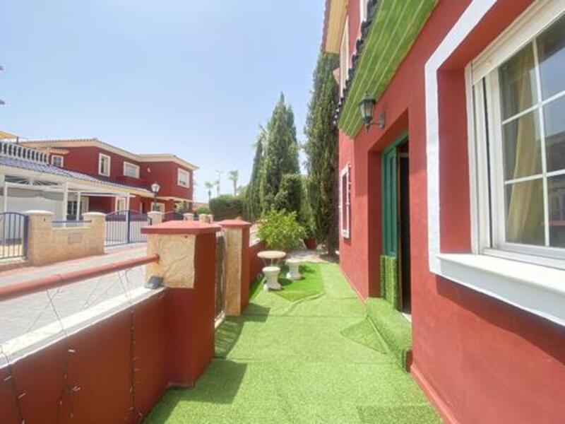 2 Cuarto Villa en venta