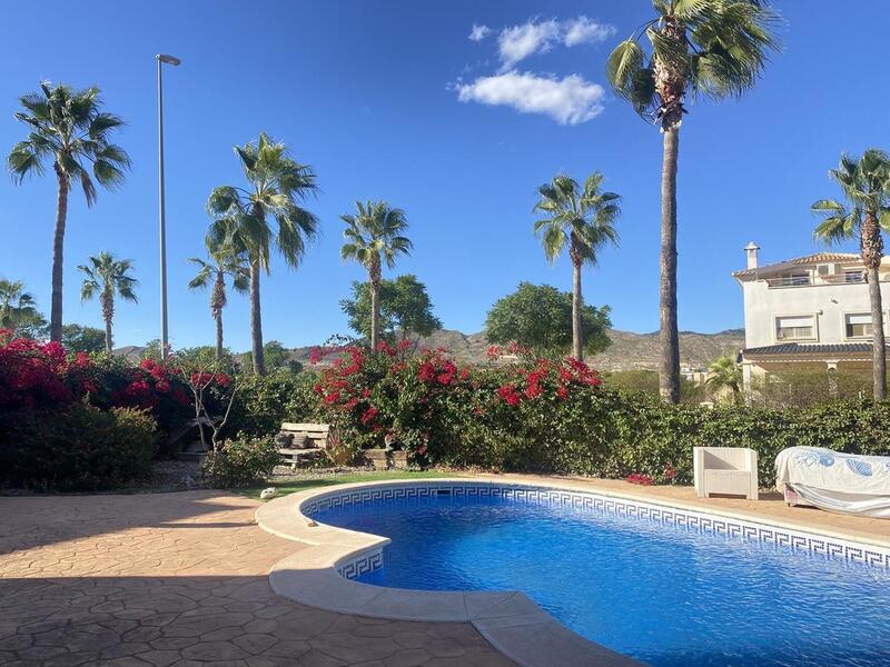 2 Schlafzimmer Villa zu verkaufen