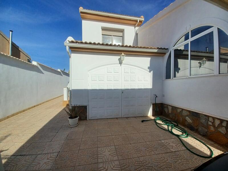 3 Cuarto Villa en venta