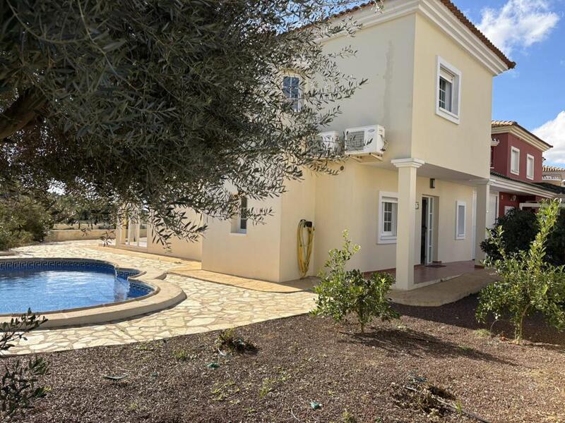 3 bedroom Villa for sale