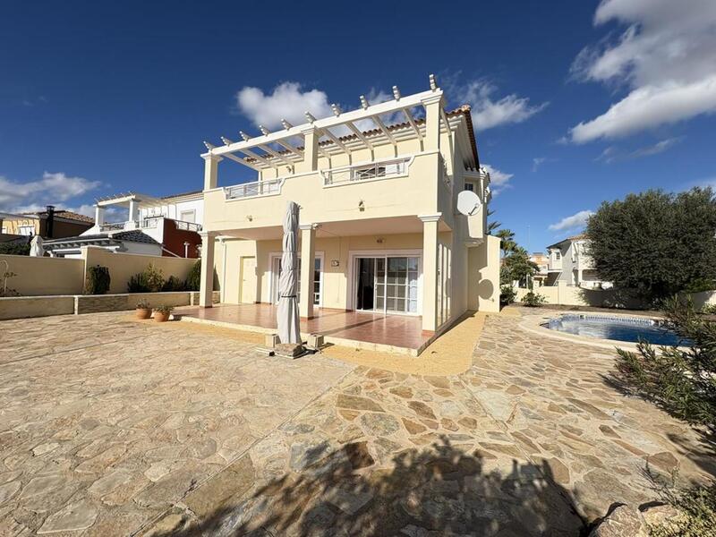 3 bedroom Villa for sale