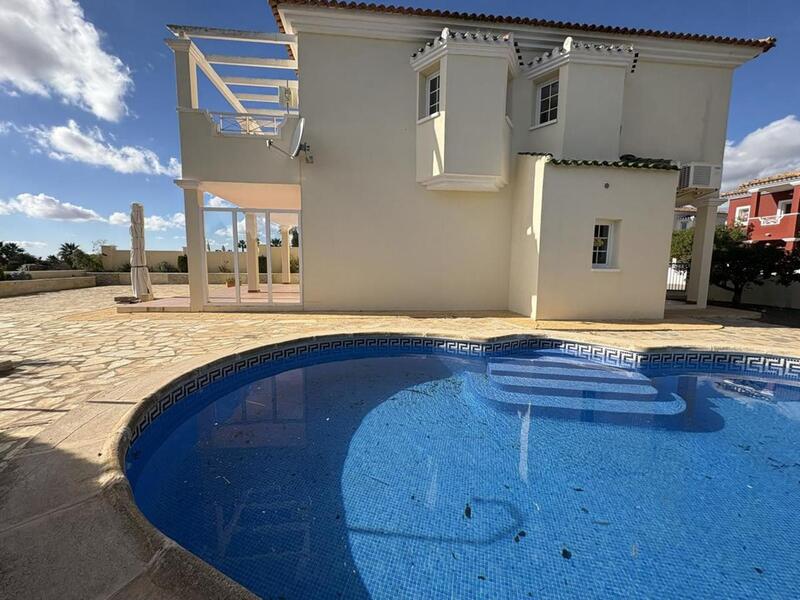 3 bedroom Villa for sale