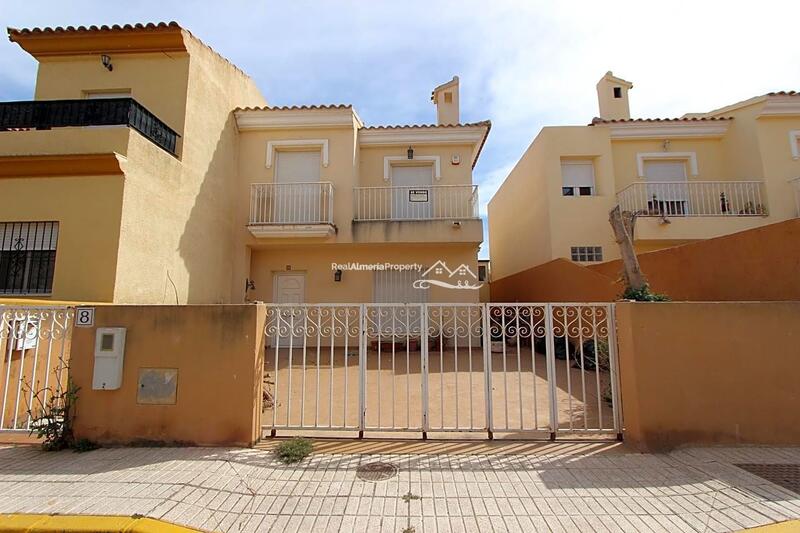 Villa till salu i Turre, Almería