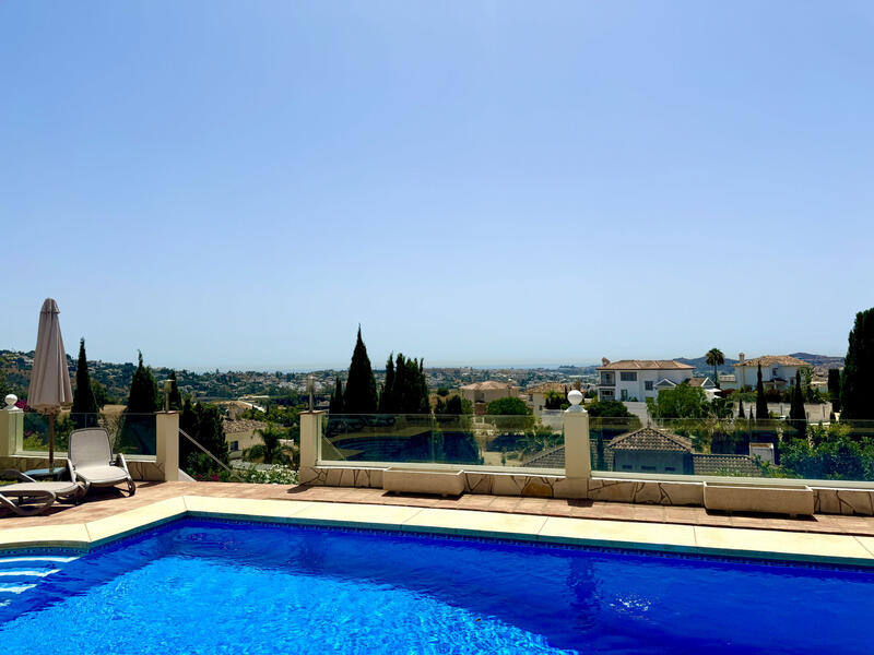 Villa til salg i Mijas Costa, Málaga