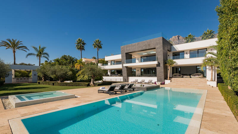 Villa till salu i Marbella, Málaga