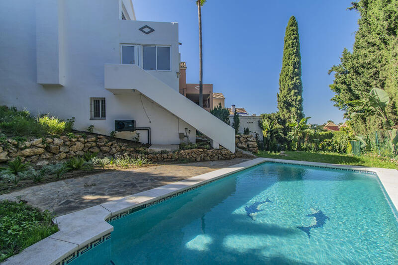 Country House for sale in Marbella, Málaga