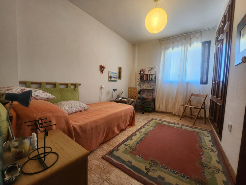 3 Schlafzimmer Stadthaus zu verkaufen