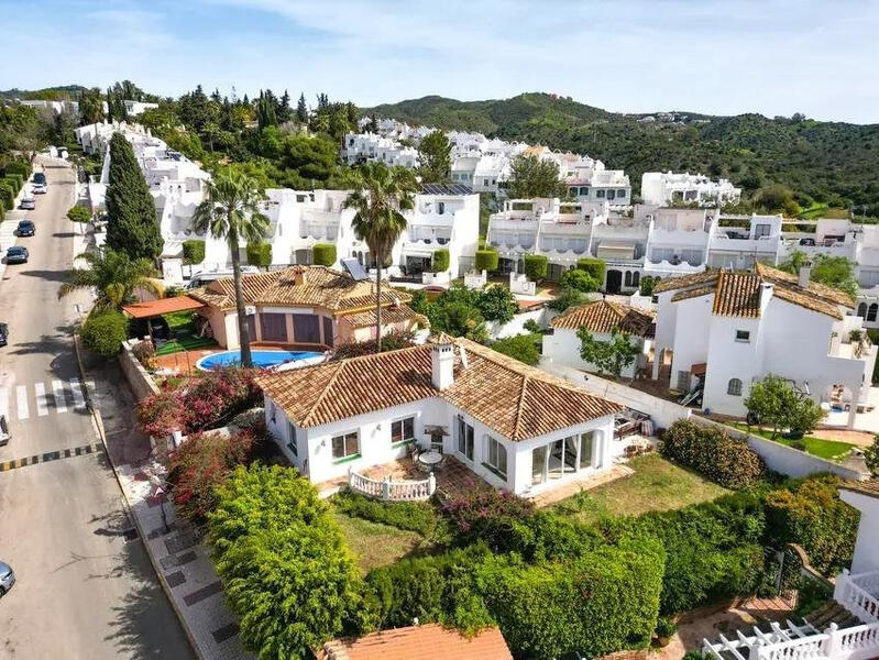 Villa til salg i Marbella, Málaga