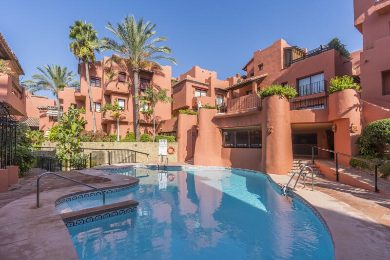 Apartment for sale in Marbella, Málaga