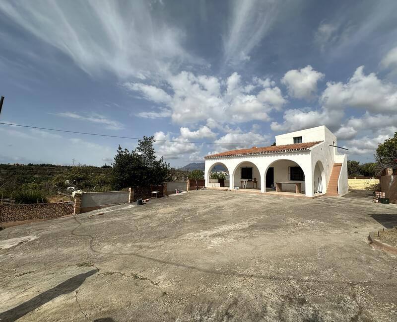 4 Cuarto Villa en venta