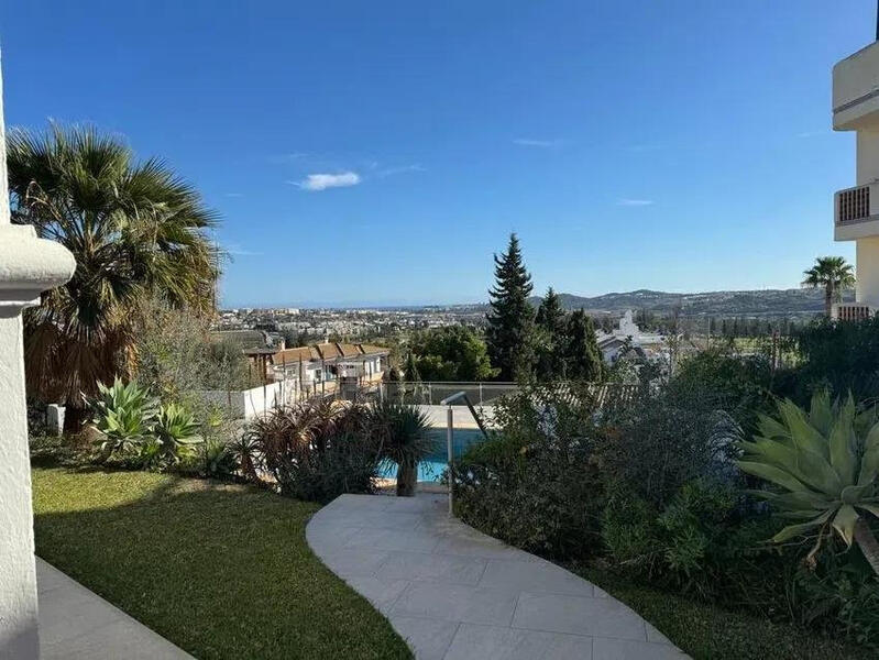 Villa for sale in Mijas Costa, Málaga