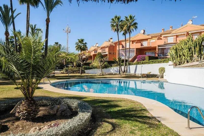 Country House for sale in Estepona, Málaga