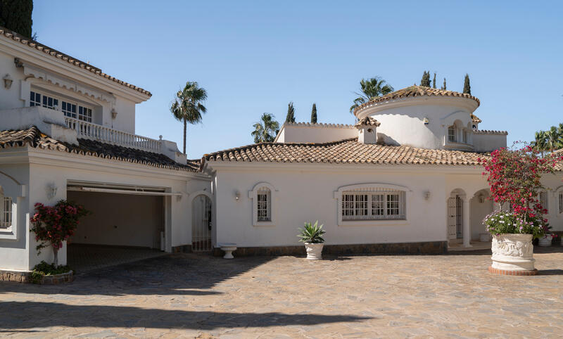 4 Cuarto Villa en venta