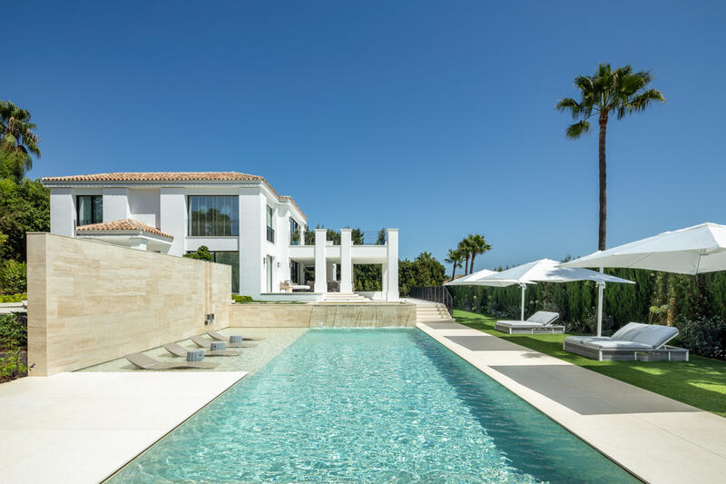 Villa zu verkaufen in Marbella, Málaga