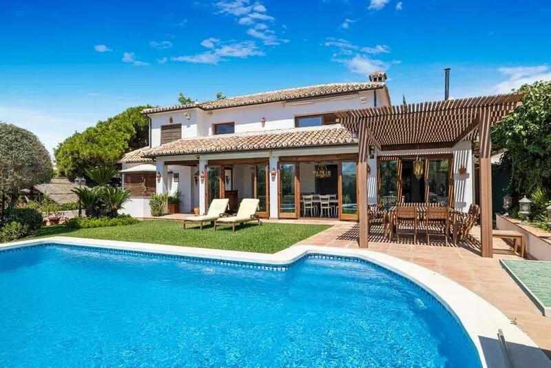 Villa til salg i Marbella, Málaga