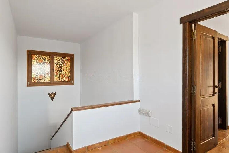 6 Cuarto Villa en venta