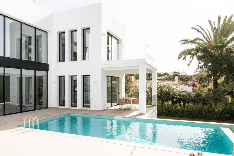 Villa en venta en Marbella, Málaga