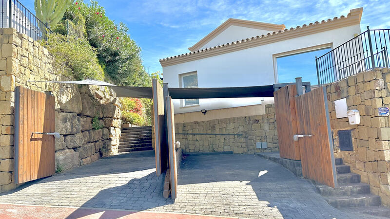 4 Cuarto Villa en venta