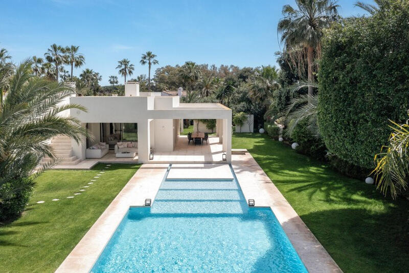 Villa à vendre dans Marbella, Málaga