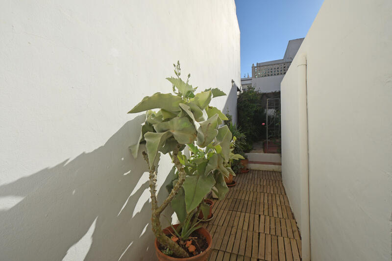 4 Schlafzimmer Stadthaus zu verkaufen