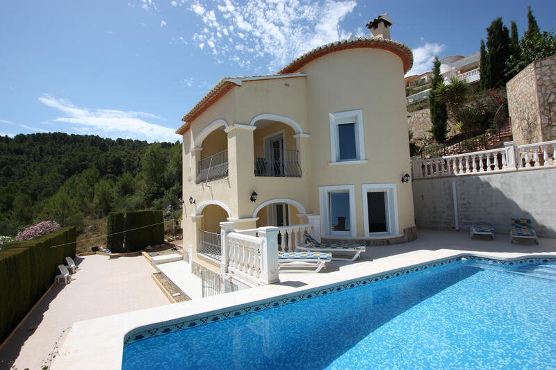 Villa en venta en Orba, Alicante