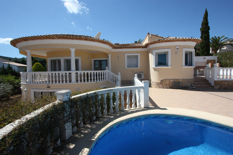 Villa Te koop in Rafol de Almunia, Alicante