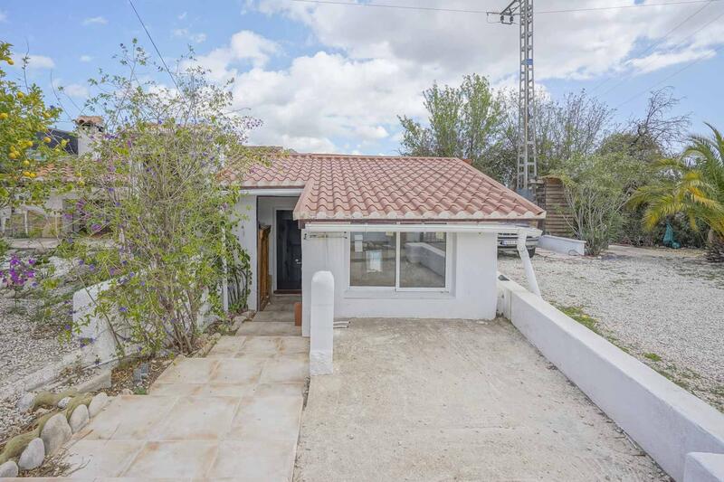 2 Cuarto Villa en venta