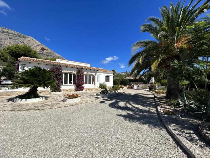 Villa zu verkaufen in Javea, Alicante
