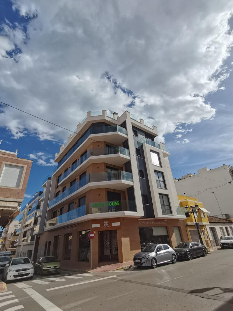 Apartment for sale in Guardamar del Segura, Alicante