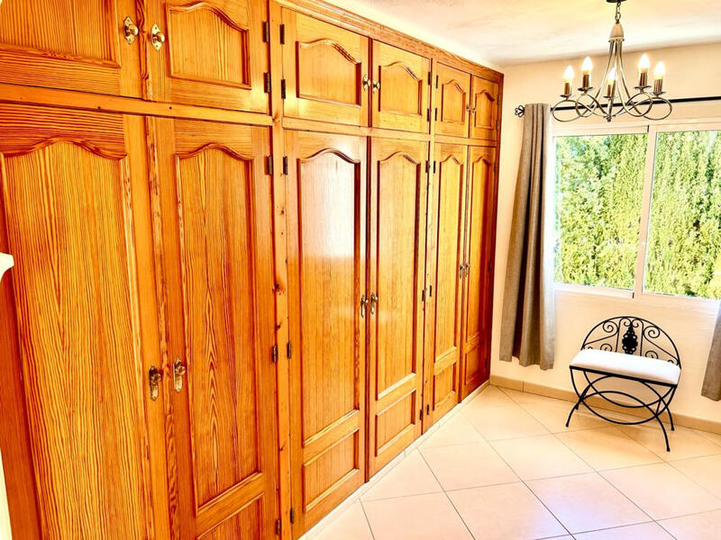 6 chambre Villa à vendre