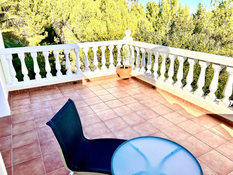 6 chambre Villa à vendre