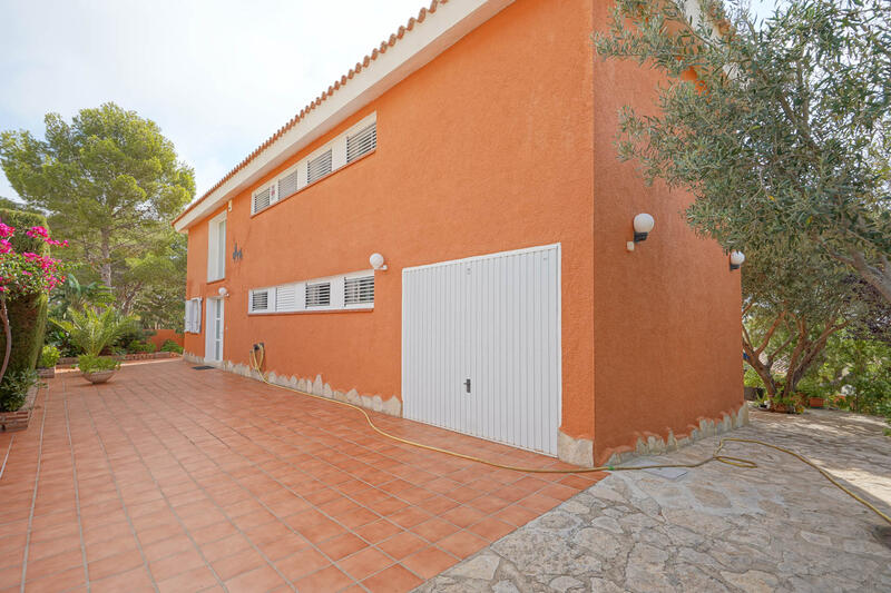 4 Cuarto Villa en venta