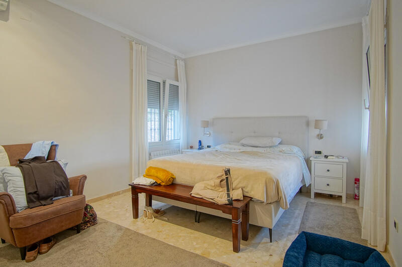 6 chambre Villa à vendre