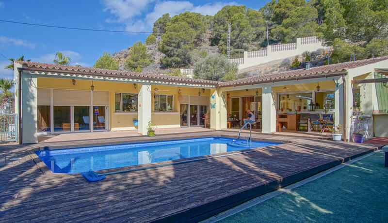 Villa til salg i Altea, Alicante