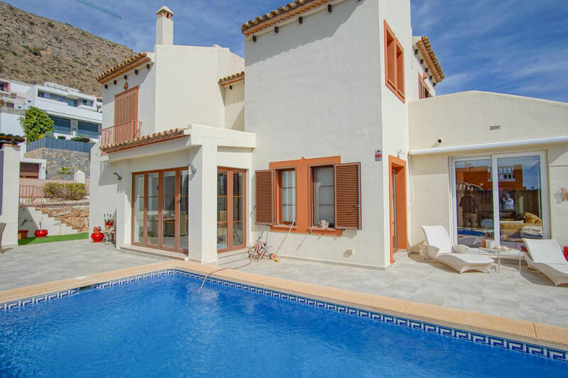 Villa à vendre dans Finestrat, Alicante