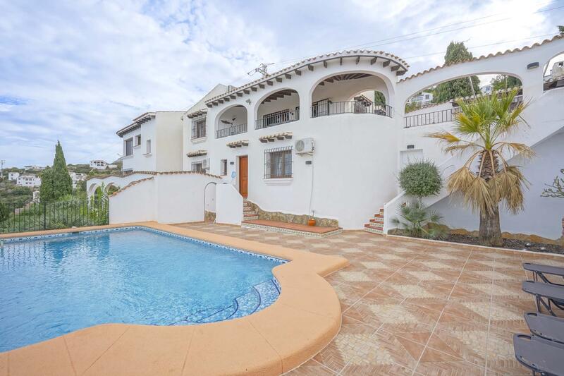 Villa en venta en Pego, Alicante