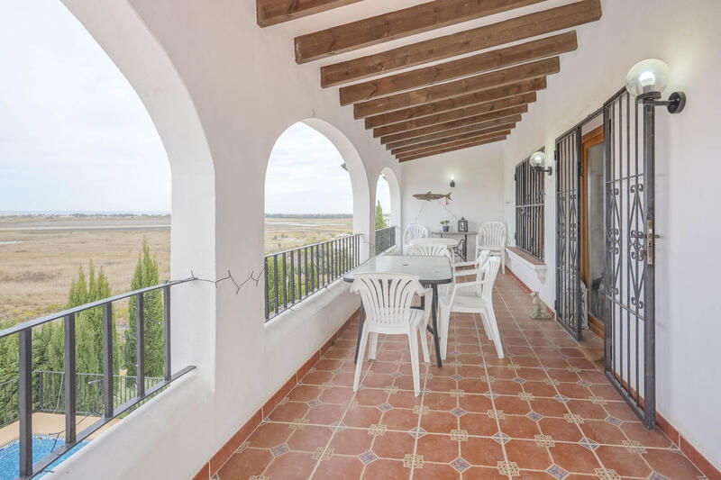 5 Cuarto Villa en venta