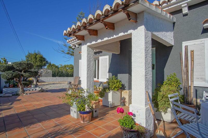 Villa en venta en El Verger, Alicante