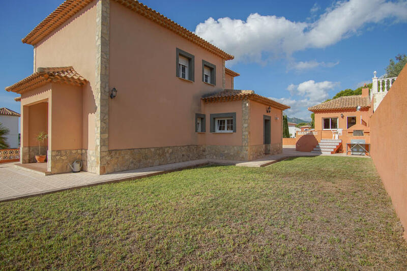 5 Cuarto Villa en venta