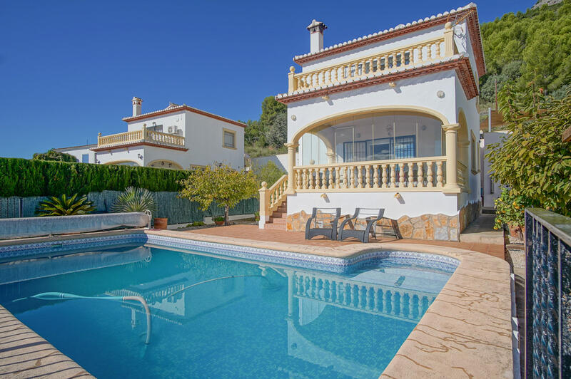 Villa till salu i Sagra, Alicante