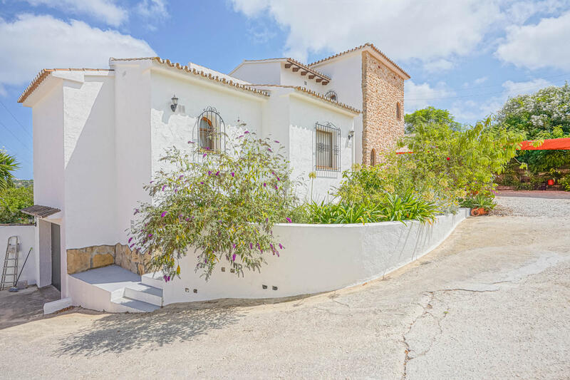 4 Cuarto Villa en venta