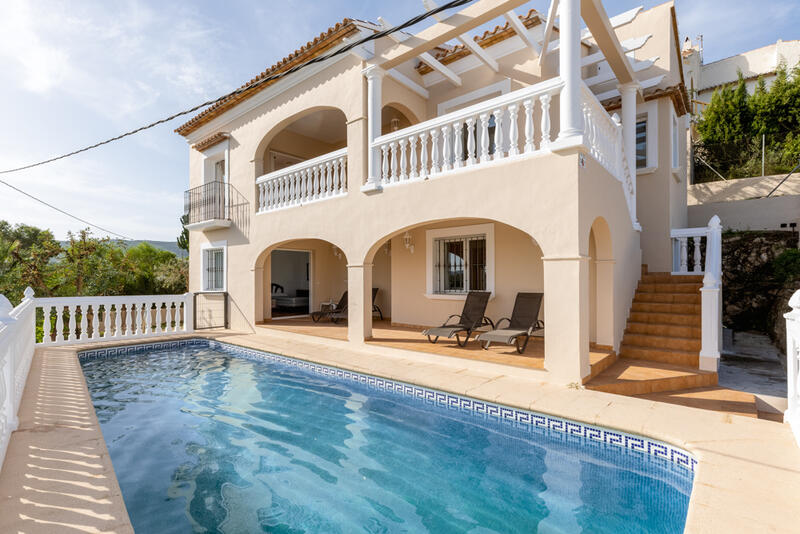 Villa til salg i Javea, Alicante