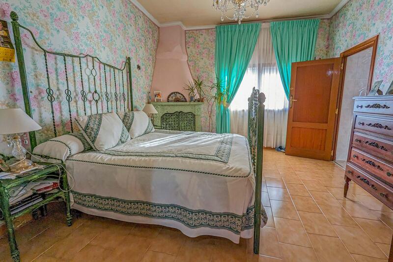 8 chambre Villa à vendre